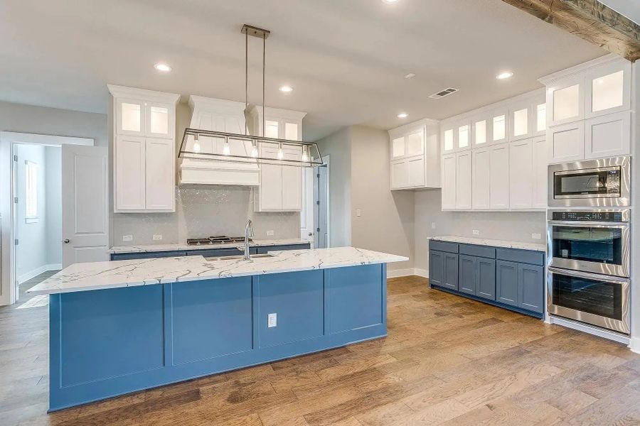 Representative furnished interior of a home built from the The Tiffany by Elmwood Custom Homes in Aledo Heights, Aledo (Image 21).