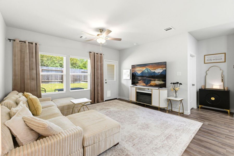 Furnished interior view inside a new home in Lakes at Black Oak, Magnolia (Image 30). Furnished interior view inside a new home in Lakes at Black Oak, Magnolia (Image 30).