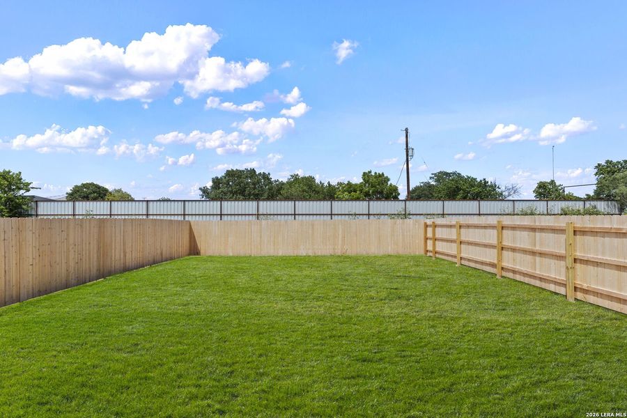Exterior details and patio area of a home in Spring Valley, New Braunfels (Image 19).