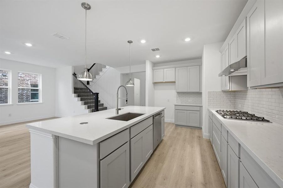 1604 Victory Terrace ~ Ready Now