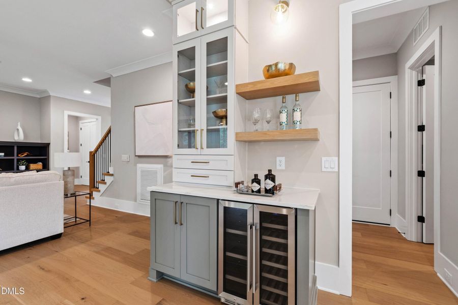 Spanish (29) Spanish (29)