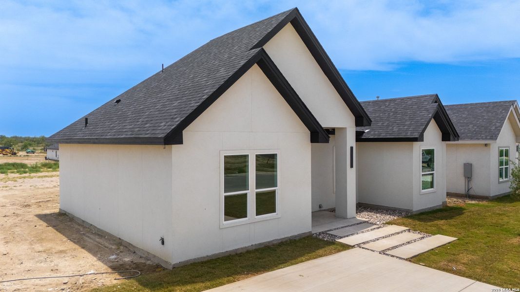 Exterior details and patio area of a home in , Eagle Pass (Image 4). Exterior details and patio area of a home in , Eagle Pass (Image 4).