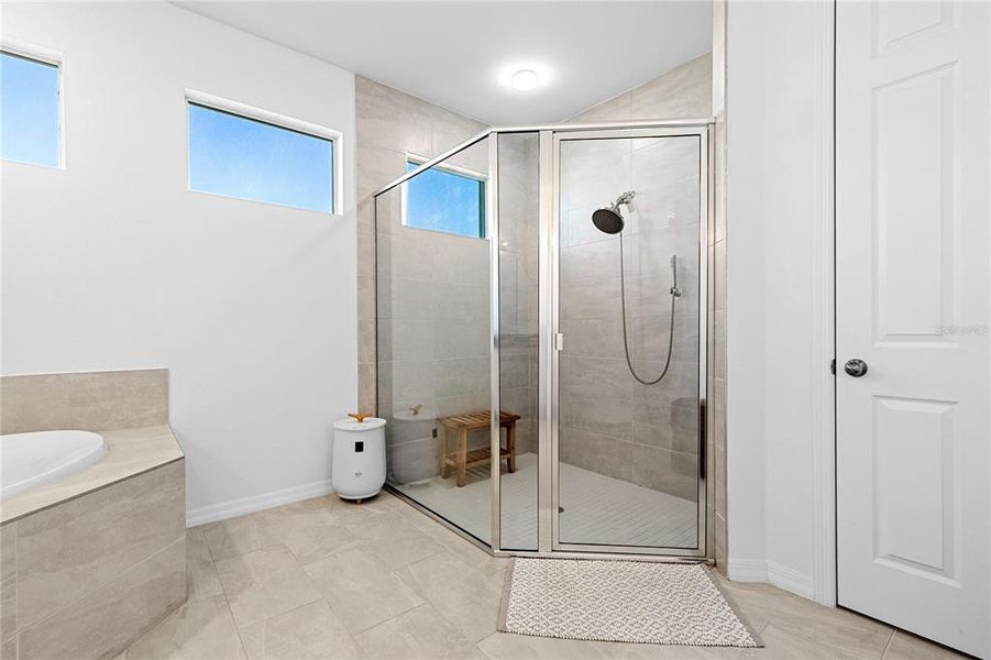 Furnished interior view inside a new home in , Cape Coral (Image 29).