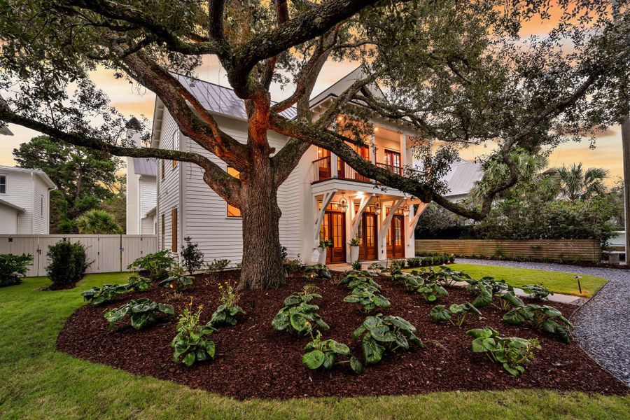 Exterior details and patio area of a home in , Mount Pleasant (Image 35).