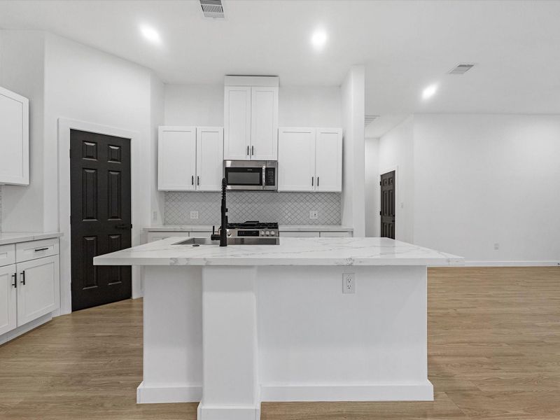 Image 6 of a home in . Image 6 of a home in .