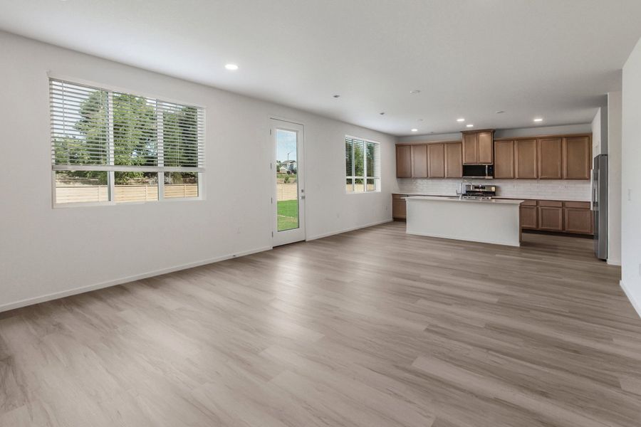 Spacious, unfurnished interior of a new home in Bloom, Fort Collins (Image 19).