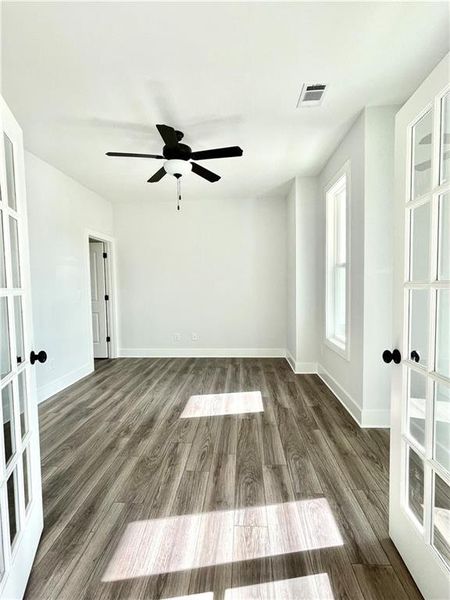 Spacious, unfurnished interior of a new home in , Waleska (Image 24).