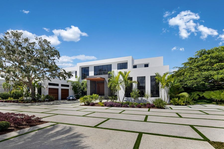 Image 56 of a home in .