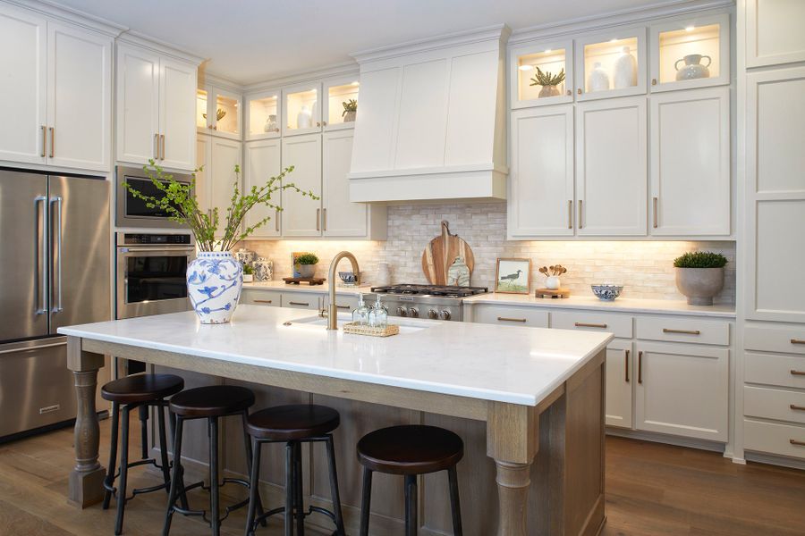 Representative furnished interior of a home built from the Lakeway - SH 5414 by Shaddock Homes in Grand Oaks at Green Meadows - 70', Celina (Image 6). Representative furnished interior of a home built from the Lakeway - SH 5414 by Shaddock Homes in Grand Oaks at Green Meadows - 70', Celina (Image 6).