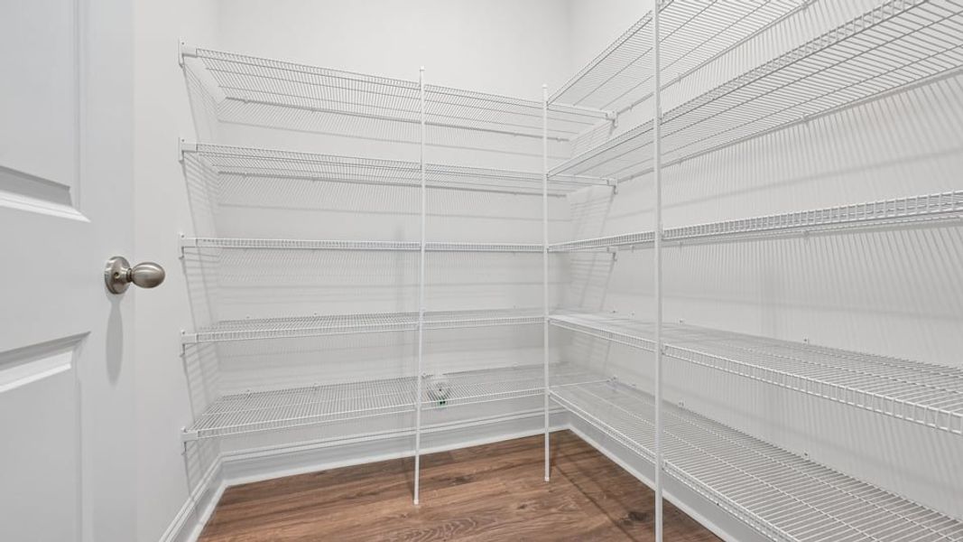 Spacious, unfurnished interior of a new home in Eagle Creek, Fuquay Varina (Image 23).