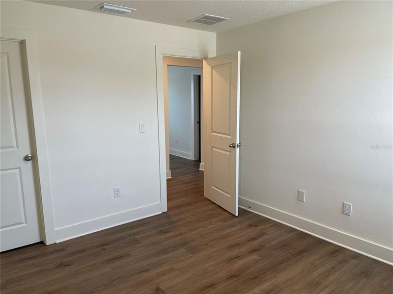 Spacious, unfurnished interior of a new home in Arbor Meadows, Spring Hill (Image 14).