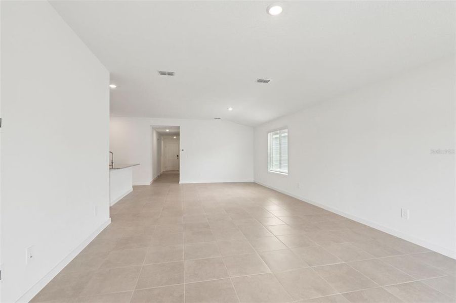 Spacious, unfurnished interior of a new home in , Palm Coast (Image 21).