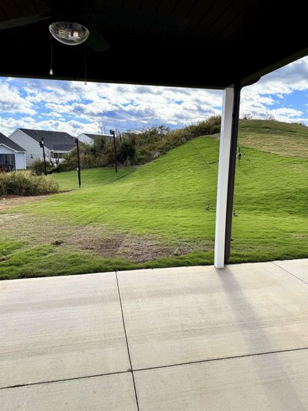Exterior details and patio area of a home in Hampshire Heights, Moore (Image 3).