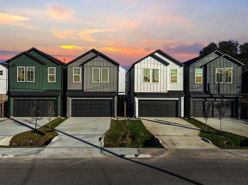 Photo of phase 1. Exterior color sequence will be the same. Photo of phase 1. Exterior color sequence will be the same.
