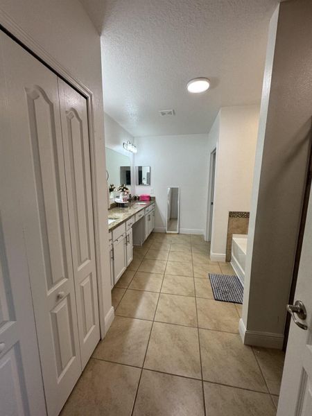 Image 37 of a home in .