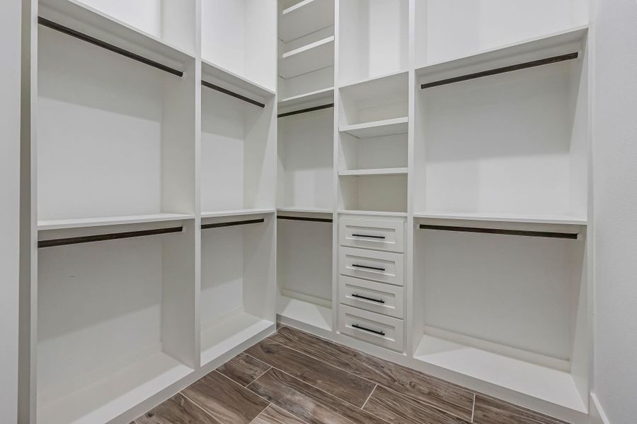 Spacious, unfurnished interior of a new home in , Montgomery (Image 19).