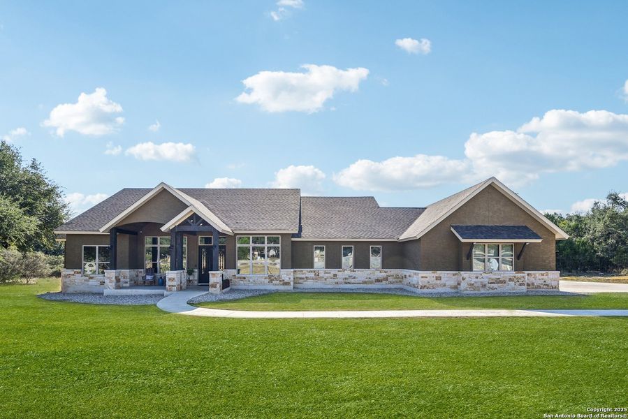 Image 42 of a home in . Image 42 of a home in .