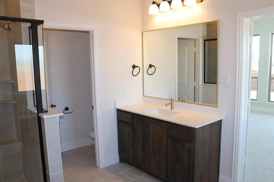 Furnished interior view inside a new home in Bull Hide Estates, Hewitt (Image 9). Furnished interior view inside a new home in Bull Hide Estates, Hewitt (Image 9).