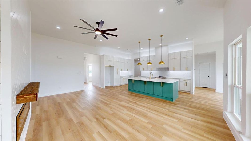 Spacious, unfurnished interior of a new home in , Greenville (Image 22).