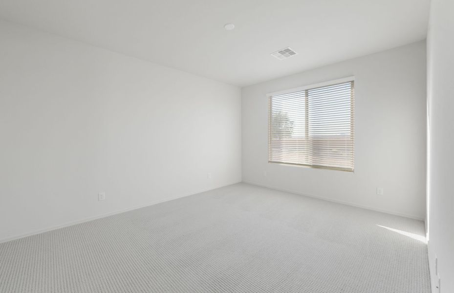 Spacious, unfurnished interior of a new home in Sun City Festival, Buckeye (Image 13).