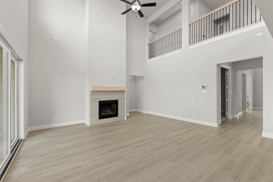 Representative unfurnished interior of a home built from the Edward- 70 ft Home Site by Rockwell Homes in Nelson Lake Estates, Rockwall (Image 64). Representative unfurnished interior of a home built from the Edward- 70 ft Home Site by Rockwell Homes in Nelson Lake Estates, Rockwall (Image 64).