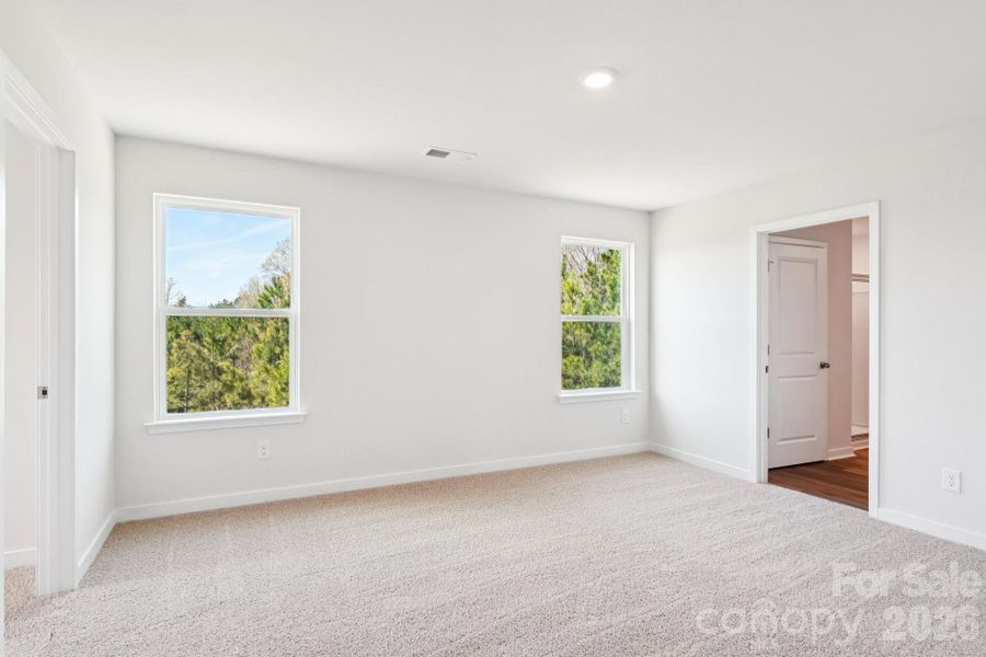 Spacious, unfurnished interior of a new home in Woodhaven at Chester, Chester (Image 23).