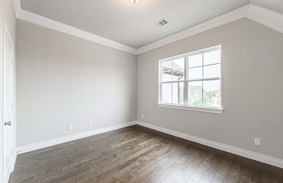 Representative unfurnished interior of a home built from the 4195 by Ravenna Homes in Artavia 70′, Conroe (Image 64). Representative unfurnished interior of a home built from the 4195 by Ravenna Homes in Artavia 70′, Conroe (Image 64).