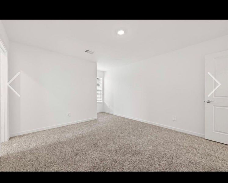 Spacious, unfurnished interior of a new home in Harvest Green, Richmond (Image 36).