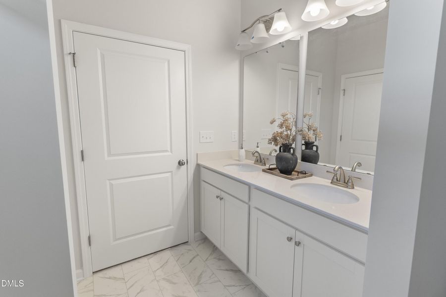 Dual Vanity Dual Vanity