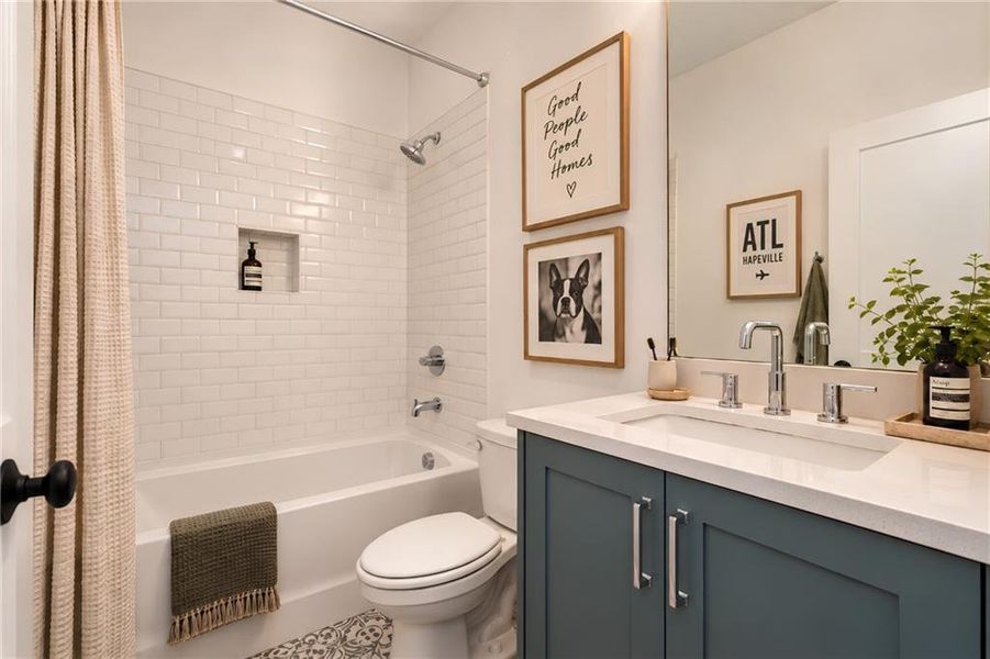 Furnished interior view inside a new home in , Hapeville (Image 17).