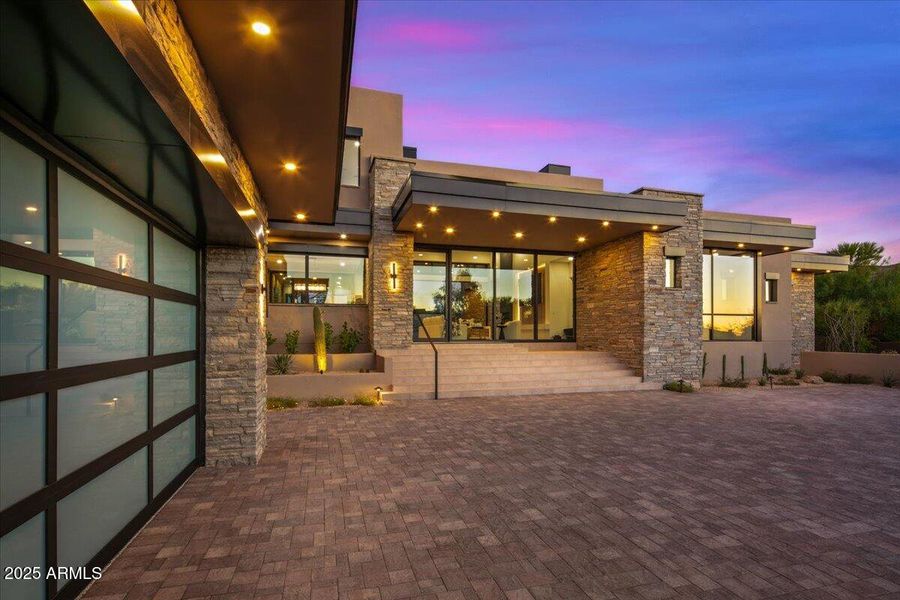 039-Driveway Views 039-Driveway Views