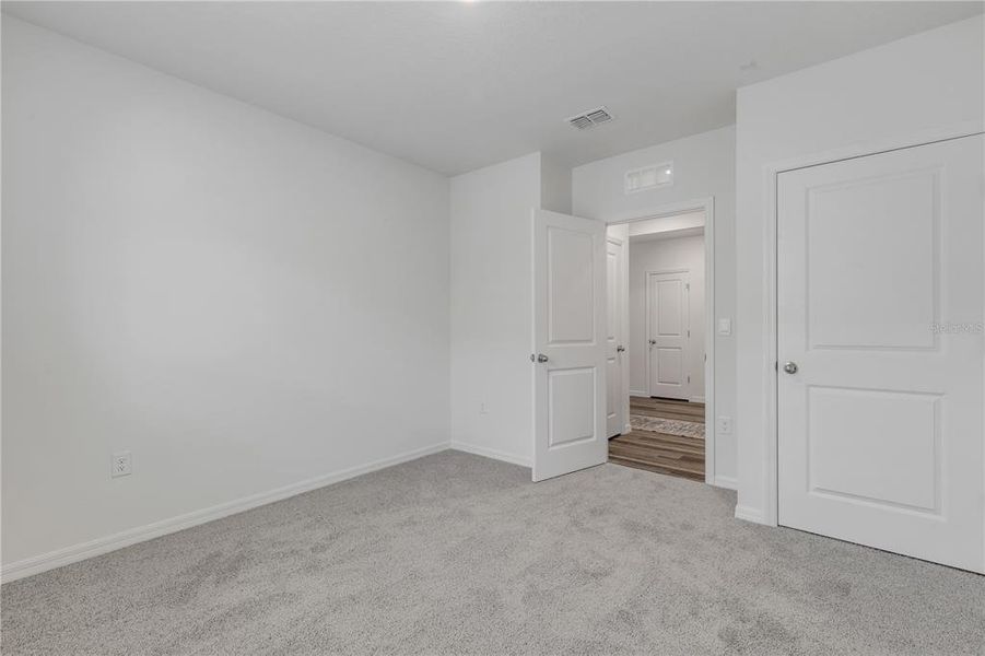Spacious, unfurnished interior of a new home in , New Smyrna Beach (Image 23).