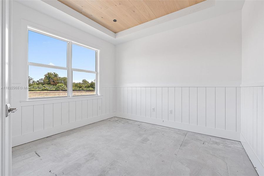 Office / Den Office / Den