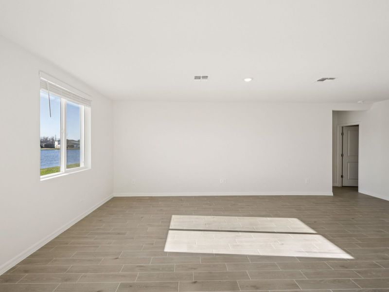 Spacious, unfurnished interior of a new home in Oakfield Trails - Classic Series, Parrish (Image 11).