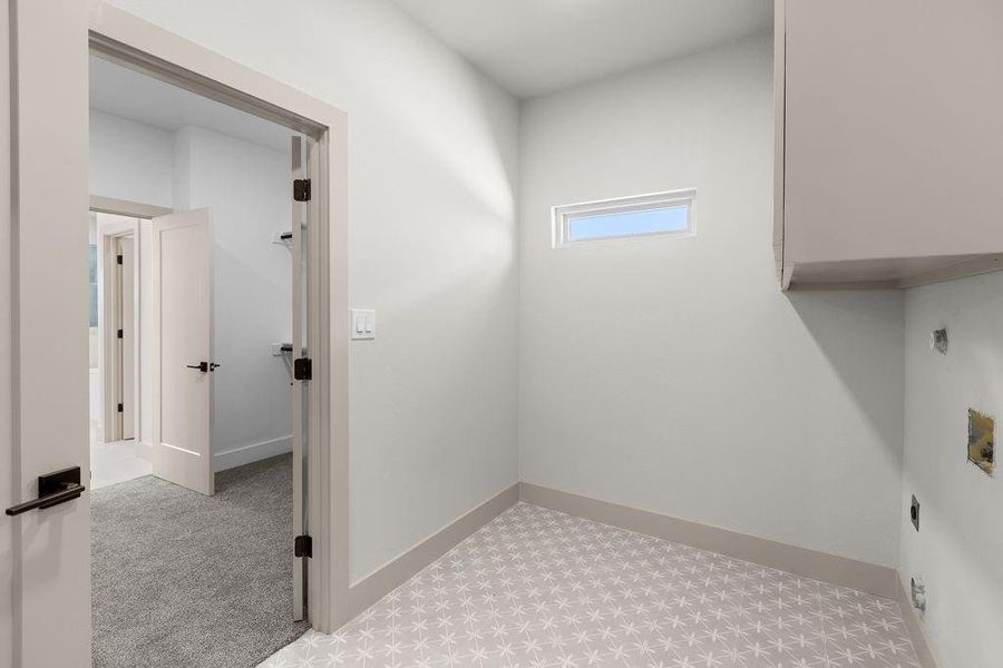 Spacious, unfurnished interior of a new home in , Whitesboro (Image 15).