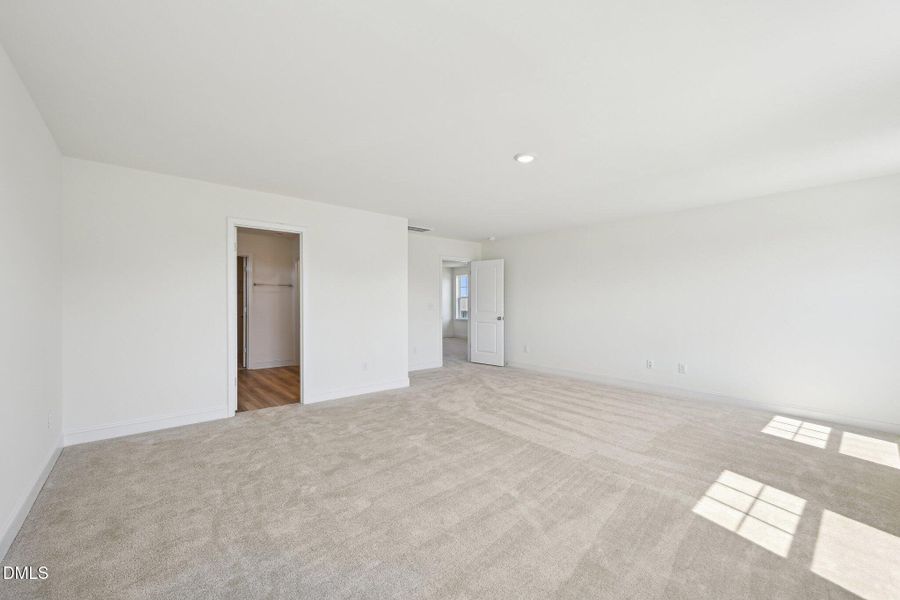 35-web-or-mls-Winding Crk Dr-2105-035