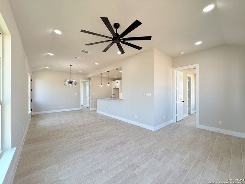 Spacious, unfurnished interior of a new home in , La Vernia (Image 12). Spacious, unfurnished interior of a new home in , La Vernia (Image 12).