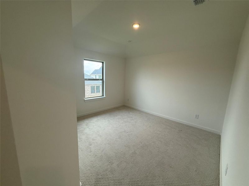 Spacious, unfurnished interior of a new home in Austin Point, Richmond (Image 4).
