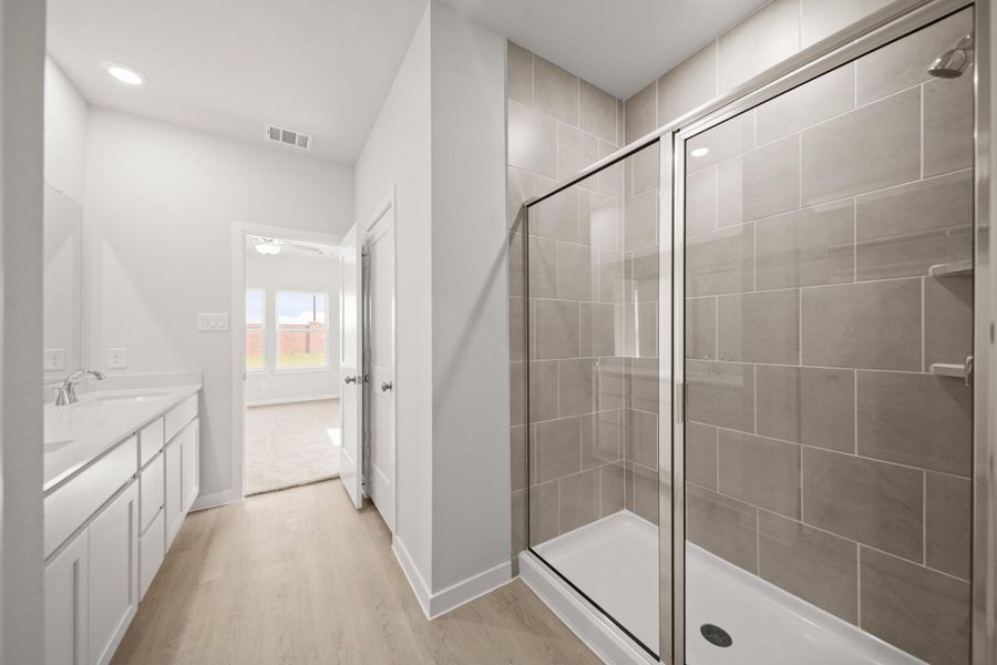 Image 31 of a home in Sunterra. Image 31 of a home in Sunterra.