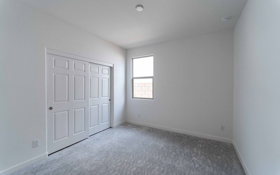 Spacious, unfurnished interior of a new home in Rancho Santa Rosa, Maricopa (Image 20).