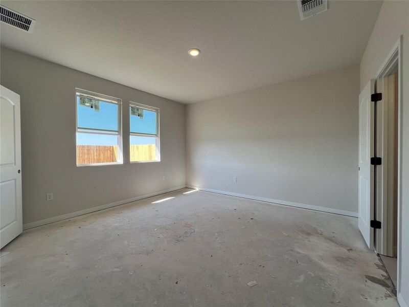 In-progress construction of a new home in Rolling Glen, Hutto, TX (Image 28).