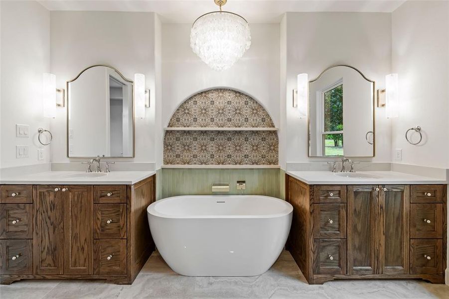 Furnished interior view inside a new home in , Fort Worth (Image 4).