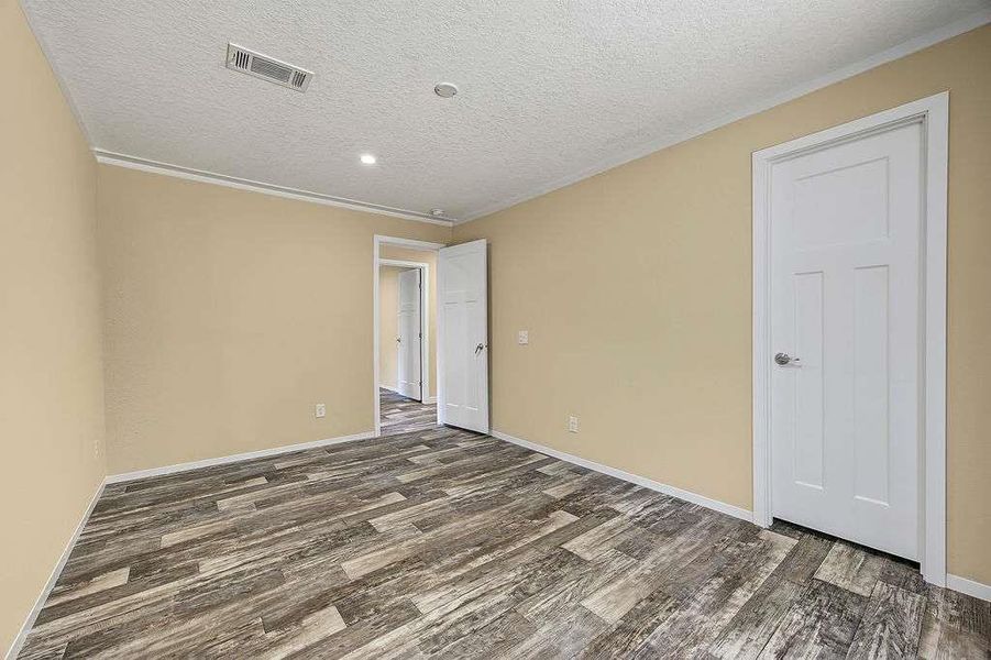 Spacious, unfurnished interior of a new home in , Eatonton (Image 15).