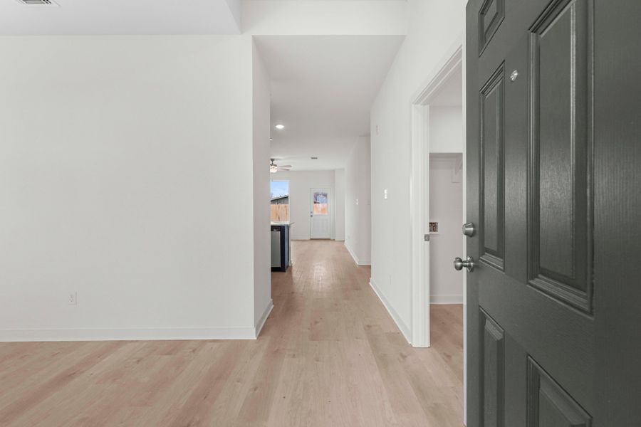 Spacious, unfurnished interior of a new home in Adaline Crossing, McGregor (Image 7). Spacious, unfurnished interior of a new home in Adaline Crossing, McGregor (Image 7).