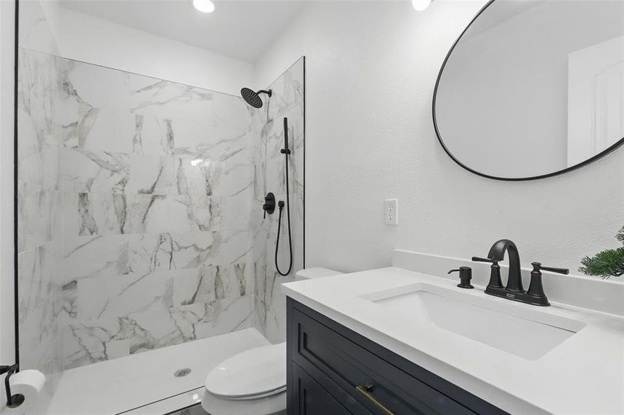 Furnished interior view inside a new home in , Granbury (Image 14).