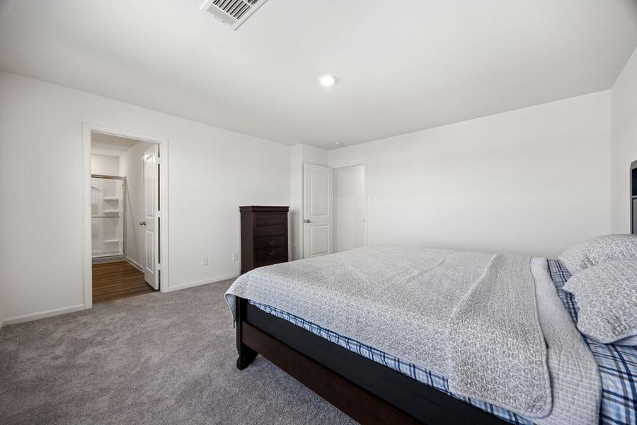 Furnished interior view inside a new home in , Houston (Image 38). Furnished interior view inside a new home in , Houston (Image 38).