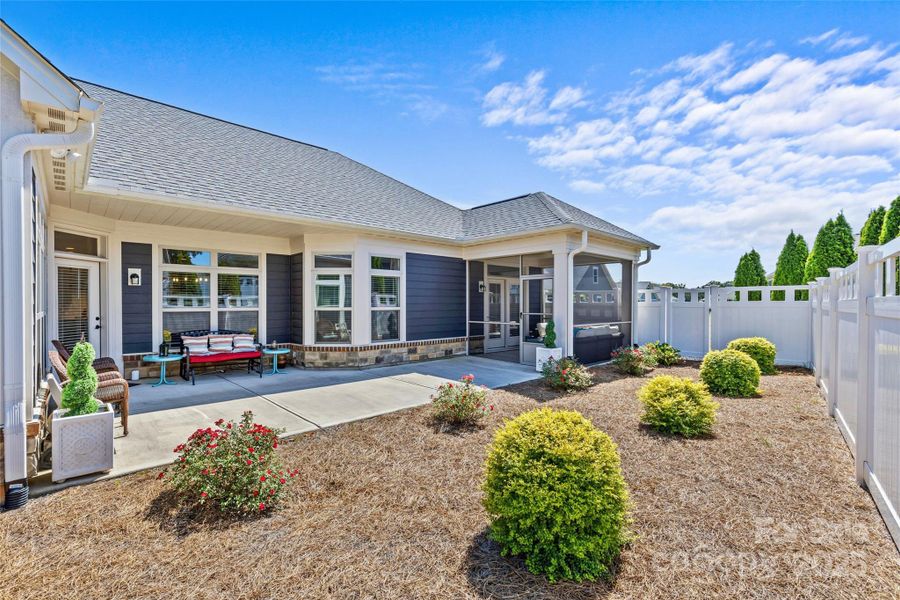 Front exterior of a new home in , Matthews, NC, highlighting curb appeal (Image 20). Front exterior of a new home in , Matthews, NC, highlighting curb appeal (Image 20).