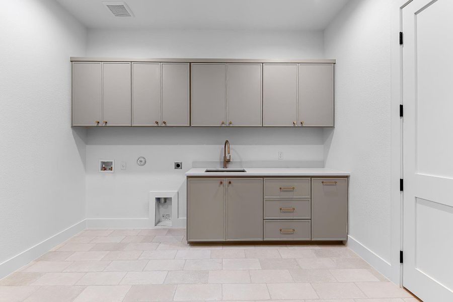 Furnished interior view inside a new home in , Georgetown (Image 10).