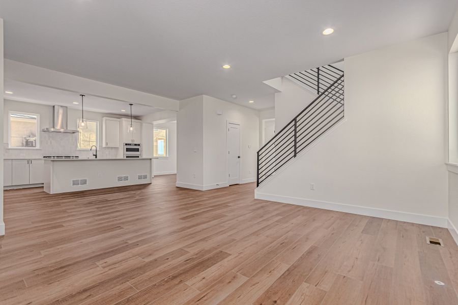 Spacious, unfurnished interior of a new home in West Grange, Longmont (Image 22).