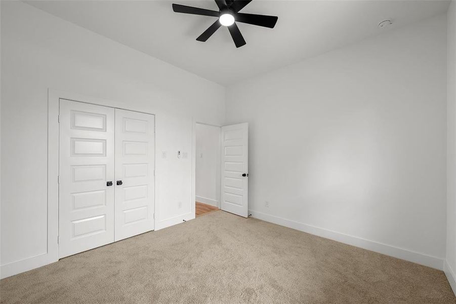 Spacious, unfurnished interior of a new home in , Hillsboro (Image 22).